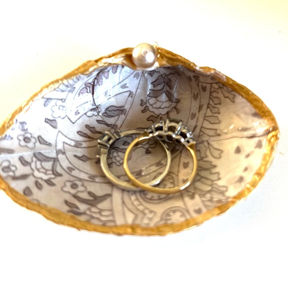 Small Handcrafted Decoupage Clam Shell Ring Dish, Trinket Dish